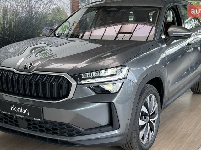 Шкода Kodiaq 2025 в Киеве на Automoto.ua Шкода Kodiaq, объемом двигателя 1.97 л и пробегом 0 тыс. км за 46303 $, фото 4 на Automoto.ua