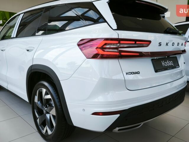 Шкода Kodiaq 2025 у Кропивницькому (Кіровограді) на Automoto.ua Шкода Kodiaq, об'ємом двигуна 1.97 л та пробігом 0 тис. км за 51737 $, фото 6 на Automoto.ua