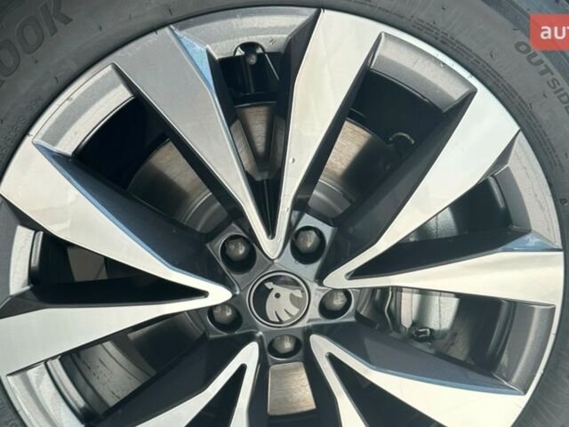 Шкода Kodiaq, об'ємом двигуна 1.98 л та пробігом 0 тис. км за 45760 $, фото 10 на Automoto.ua