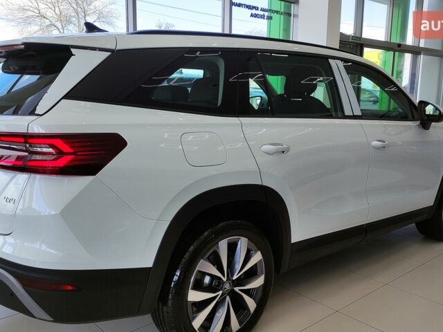 Шкода Kodiaq 2025 у Кропивницькому (Кіровограді) на Automoto.ua Шкода Kodiaq, об'ємом двигуна 1.98 л та пробігом 0 тис. км за 45605 $, фото 4 на Automoto.ua