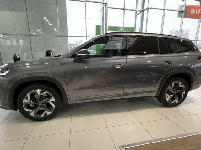 Шкода Kodiaq 2025 в Киеве на Automoto.ua Шкода Kodiaq, объемом двигателя 1.97 л и пробегом 0 тыс. км за 50991 $, фото 3 на Automoto.ua