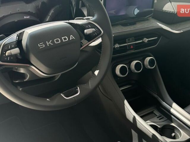 Шкода Kodiaq, об'ємом двигуна 1.98 л та пробігом 0 тис. км за 45760 $, фото 16 на Automoto.ua