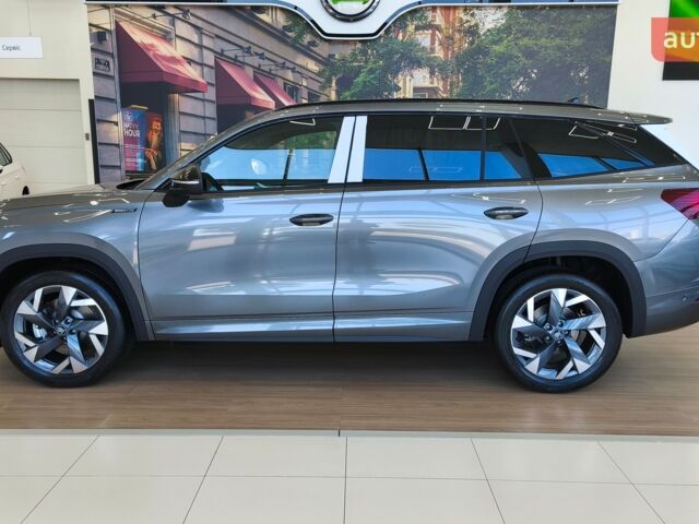 Шкода Kodiaq, об'ємом двигуна 1.97 л та пробігом 0 тис. км за 52364 $, фото 4 на Automoto.ua