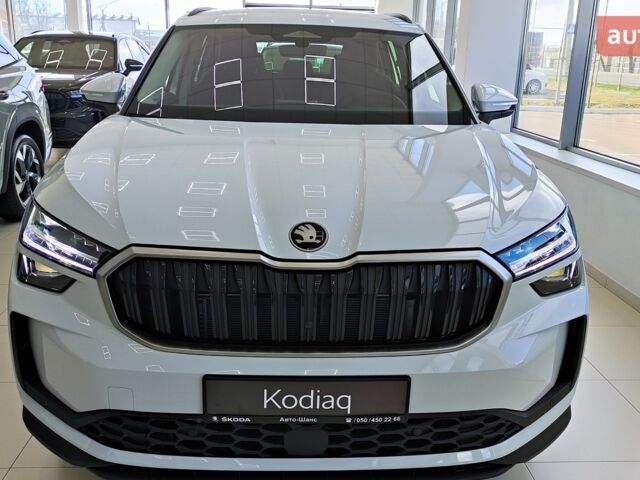 Шкода Kodiaq 2025 у Кропивницькому (Кіровограді) на Automoto.ua Шкода Kodiaq, об'ємом двигуна 1.98 л та пробігом 0 тис. км за 45605 $, фото 1 на Automoto.ua