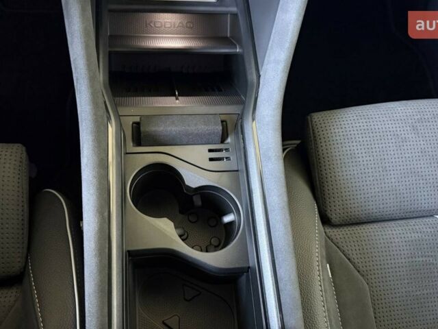 Шкода Kodiaq, об'ємом двигуна 1.98 л та пробігом 0 тис. км за 47616 $, фото 33 на Automoto.ua