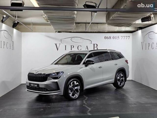 Шкода Kodiaq 2025 в Киеве на Automoto.ua Шкода Kodiaq, объемом двигателя 2 л и пробегом 7 тыс. км за 51500 $, фото 4 на Automoto.ua