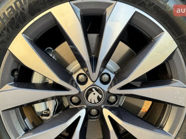 Шкода Kodiaq 2025 в Киеве на Automoto.ua Шкода Kodiaq, объемом двигателя 1.97 л и пробегом 0 тыс. км за 45871 $, фото 18 на Automoto.ua