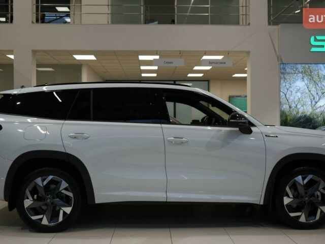 купить новое авто Шкода Kodiaq 2025 года от официального дилера Моторкрафт Шкода фото