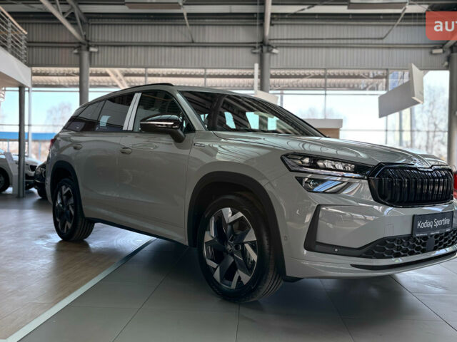 Шкода Kodiaq, об'ємом двигуна 1.97 л та пробігом 0 тис. км за 53140 $, фото 3 на Automoto.ua