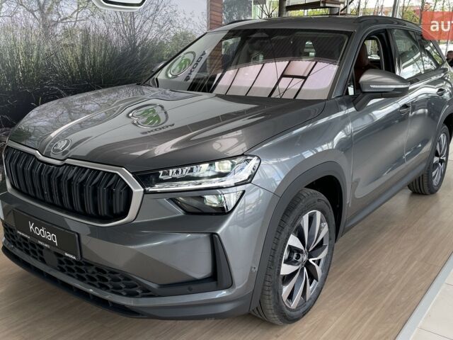 Шкода Kodiaq 2025 в Киеве на Automoto.ua Шкода Kodiaq, объемом двигателя 1.97 л и пробегом 0 тыс. км за 46303 $, фото 10 на Automoto.ua