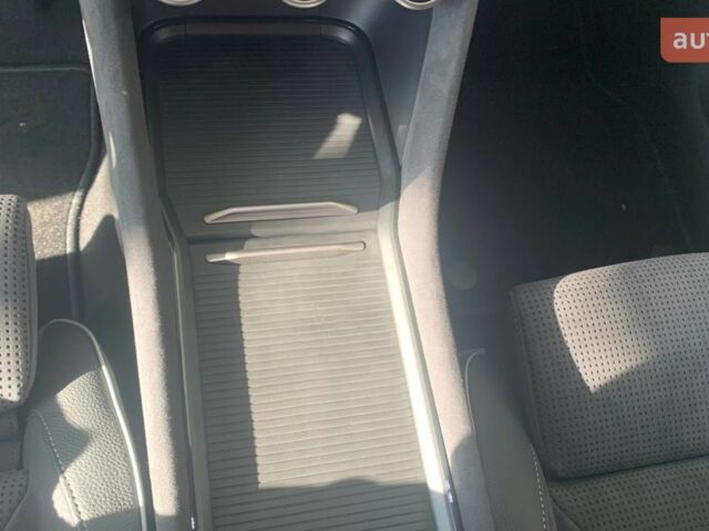 Шкода Kodiaq, об'ємом двигуна 1.98 л та пробігом 0 тис. км за 47708 $, фото 27 на Automoto.ua