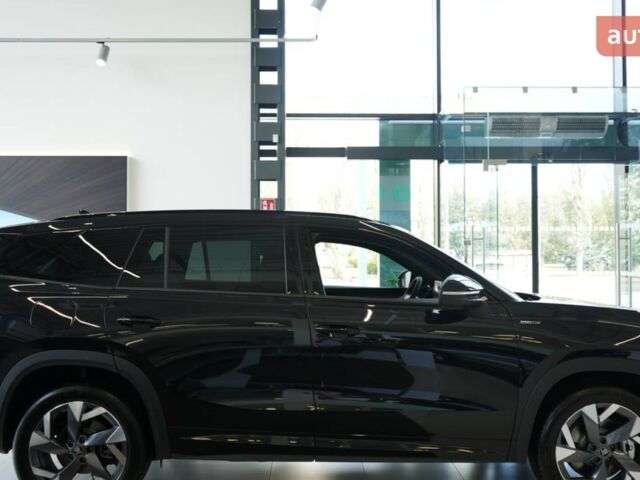 купить новое авто Шкода Kodiaq 2025 года от официального дилера Моторкрафт Шкода фото