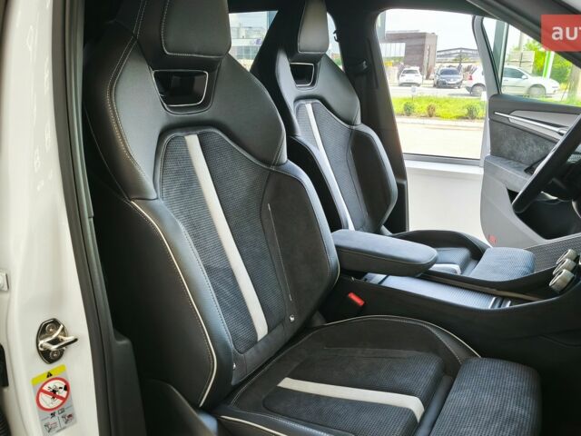 Шкода Kodiaq 2025 у Кропивницькому (Кіровограді) на Automoto.ua Шкода Kodiaq, об'ємом двигуна 1.97 л та пробігом 0 тис. км за 51737 $, фото 32 на Automoto.ua