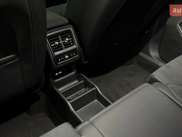 Шкода Kodiaq, об'ємом двигуна 1.97 л та пробігом 0 тис. км за 53140 $, фото 26 на Automoto.ua