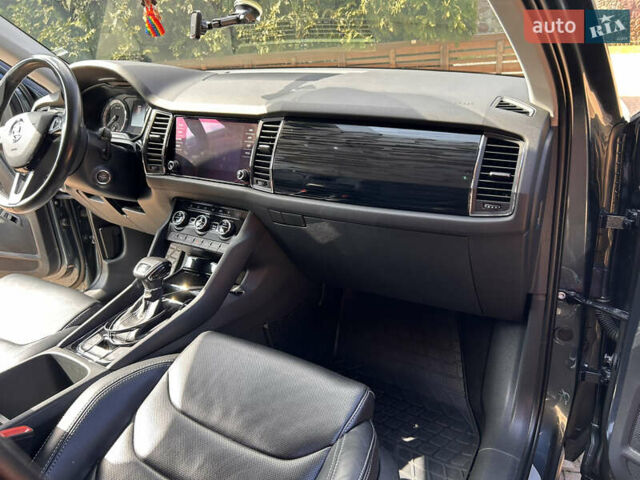Серый Шкода Kodiaq, объемом двигателя 1.97 л и пробегом 248 тыс. км за 26999 $, фото 41 на Automoto.ua