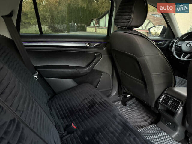 Серый Шкода Kodiaq, объемом двигателя 1.97 л и пробегом 121 тыс. км за 26450 $, фото 54 на Automoto.ua