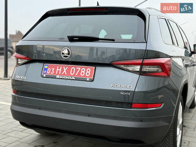 Сірий Шкода Kodiaq, об'ємом двигуна 2 л та пробігом 220 тис. км за 25750 $, фото 31 на Automoto.ua