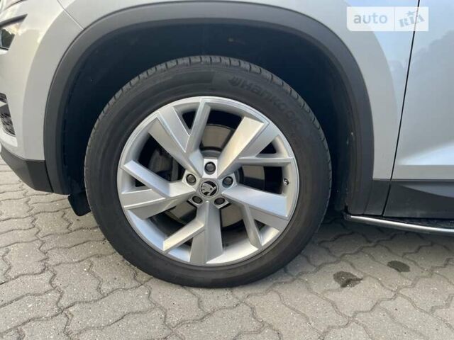 Сірий Шкода Kodiaq, об'ємом двигуна 1.97 л та пробігом 89 тис. км за 32900 $, фото 61 на Automoto.ua