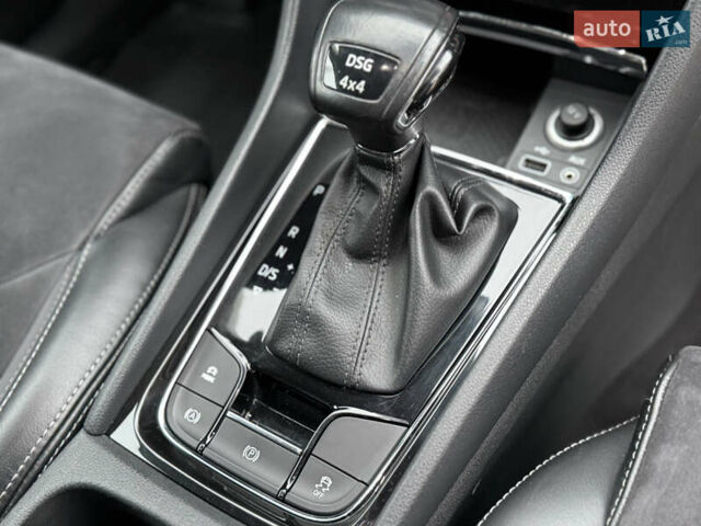 Сірий Шкода Kodiaq, об'ємом двигуна 2 л та пробігом 220 тис. км за 25750 $, фото 55 на Automoto.ua