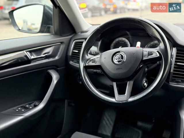 Сірий Шкода Kodiaq, об'ємом двигуна 2 л та пробігом 220 тис. км за 25750 $, фото 65 на Automoto.ua