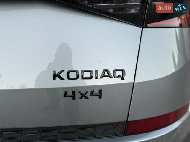 Сірий Шкода Kodiaq, об'ємом двигуна 2 л та пробігом 121 тис. км за 26450 $, фото 16 на Automoto.ua