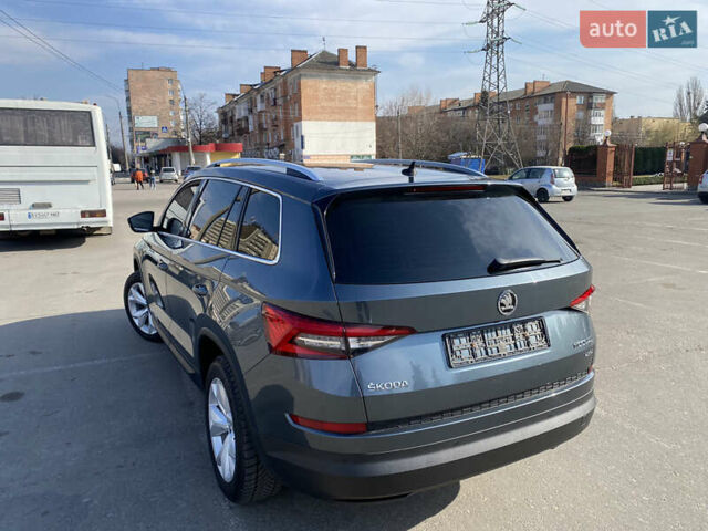 Серый Шкода Kodiaq, объемом двигателя 1.97 л и пробегом 180 тыс. км за 26000 $, фото 11 на Automoto.ua