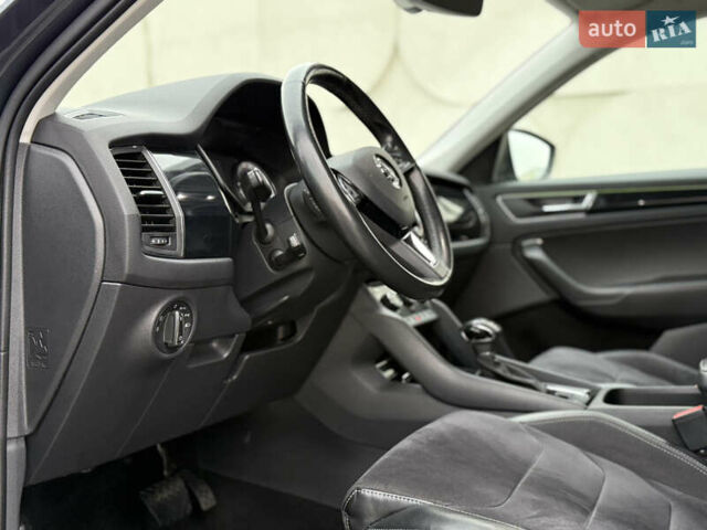 Сірий Шкода Kodiaq, об'ємом двигуна 2 л та пробігом 220 тис. км за 25750 $, фото 46 на Automoto.ua