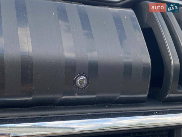 Сірий Шкода Kodiaq, об'ємом двигуна 1.97 л та пробігом 299 тис. км за 23400 $, фото 22 на Automoto.ua