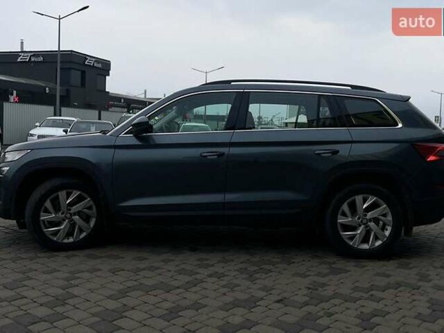 Серый Шкода Kodiaq, объемом двигателя 1.98 л и пробегом 236 тыс. км за 23000 $, фото 3 на Automoto.ua