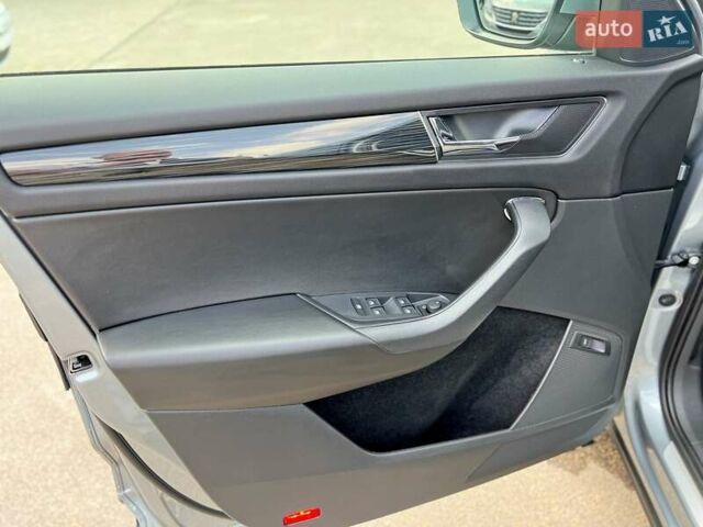 Серый Шкода Kodiaq, объемом двигателя 1.97 л и пробегом 149 тыс. км за 25400 $, фото 11 на Automoto.ua