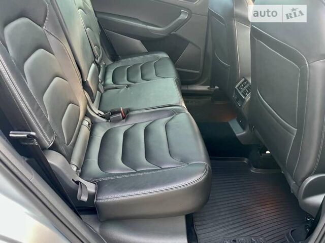 Сірий Шкода Kodiaq, об'ємом двигуна 1.97 л та пробігом 89 тис. км за 32900 $, фото 41 на Automoto.ua