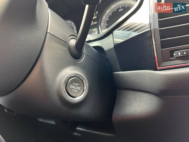 Серый Шкода Kodiaq, объемом двигателя 1.97 л и пробегом 248 тыс. км за 26999 $, фото 79 на Automoto.ua