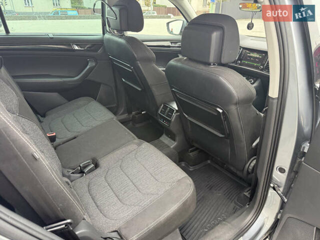Серый Шкода Kodiaq, объемом двигателя 1.97 л и пробегом 225 тыс. км за 26800 $, фото 26 на Automoto.ua