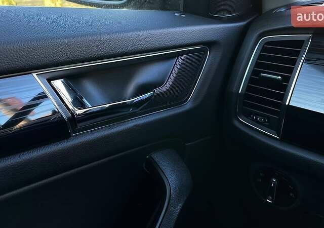 Серый Шкода Kodiaq, объемом двигателя 1.4 л и пробегом 192 тыс. км за 18499 $, фото 13 на Automoto.ua