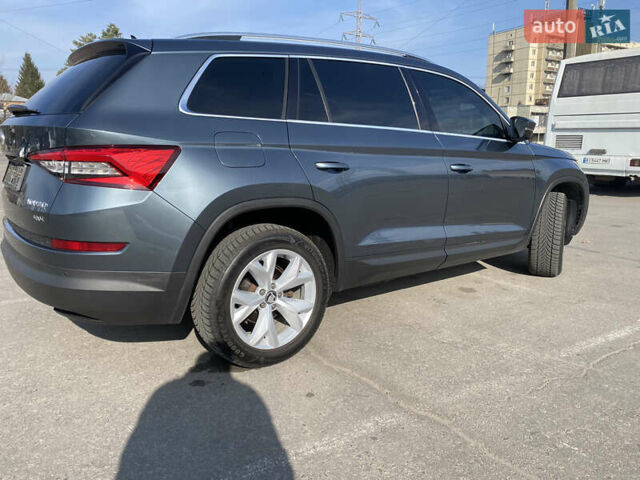 Серый Шкода Kodiaq, объемом двигателя 1.97 л и пробегом 180 тыс. км за 26000 $, фото 7 на Automoto.ua