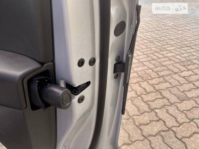 Сірий Шкода Kodiaq, об'ємом двигуна 1.97 л та пробігом 89 тис. км за 32900 $, фото 42 на Automoto.ua