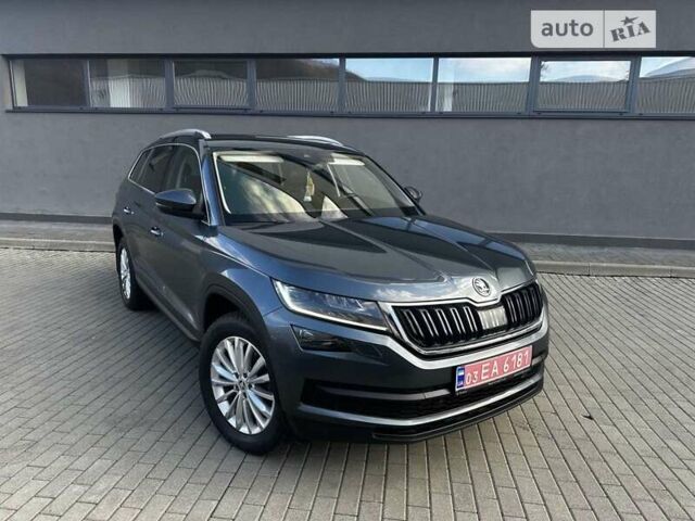 Серый Шкода Kodiaq, объемом двигателя 1.97 л и пробегом 212 тыс. км за 26999 $, фото 2 на Automoto.ua