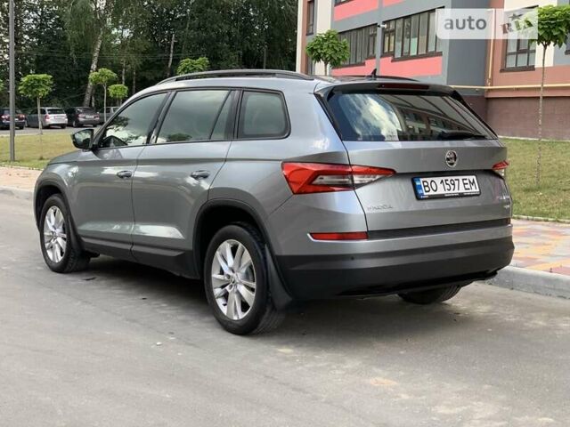 Серый Шкода Kodiaq, объемом двигателя 1.97 л и пробегом 277 тыс. км за 23900 $, фото 6 на Automoto.ua