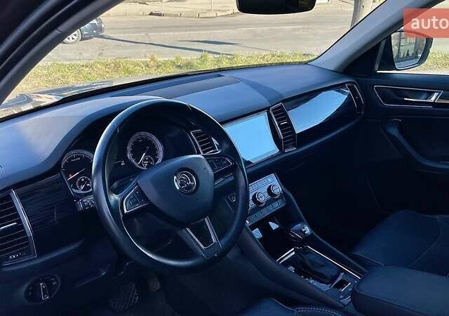 Серый Шкода Kodiaq, объемом двигателя 1.4 л и пробегом 192 тыс. км за 18499 $, фото 16 на Automoto.ua