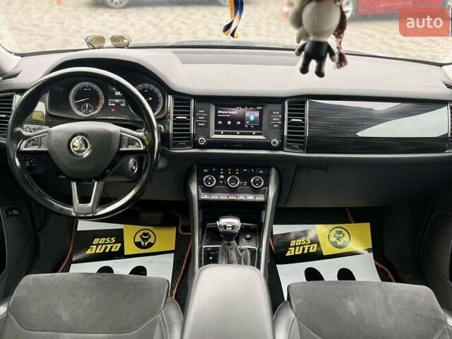Серый Шкода Kodiaq, объемом двигателя 1.98 л и пробегом 236 тыс. км за 23000 $, фото 18 на Automoto.ua
