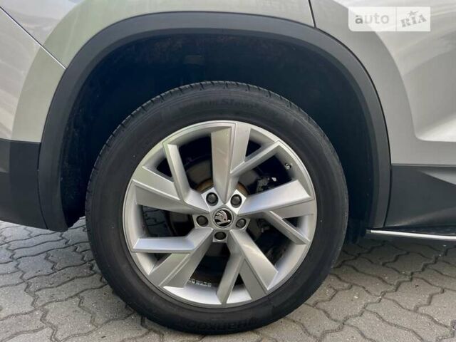Сірий Шкода Kodiaq, об'ємом двигуна 1.97 л та пробігом 89 тис. км за 32900 $, фото 59 на Automoto.ua