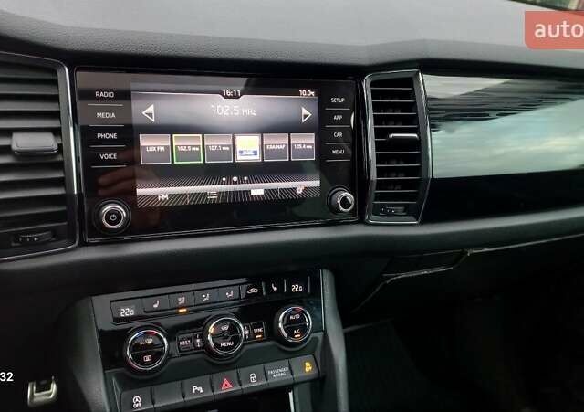 Шкода Kodiaq 2017 у Хмельницькому на Automoto.ua Сірий Шкода Kodiaq, об'ємом двигуна 1.97 л та пробігом 131 тис. км за 28500 $, фото 4 на Automoto.ua