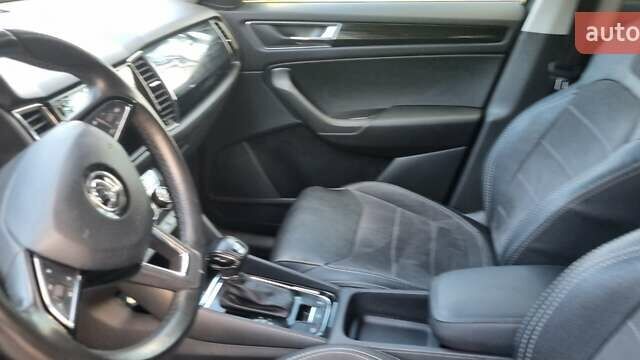Сірий Шкода Kodiaq, об'ємом двигуна 1.4 л та пробігом 192 тис. км за 18699 $, фото 15 на Automoto.ua