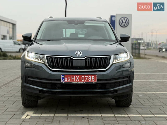 Сірий Шкода Kodiaq, об'ємом двигуна 2 л та пробігом 220 тис. км за 25750 $, фото 2 на Automoto.ua