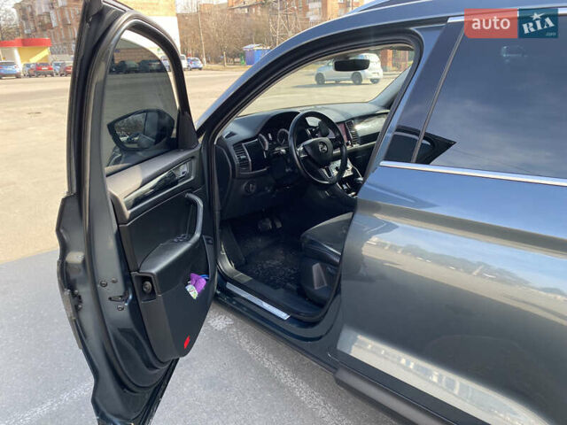 Серый Шкода Kodiaq, объемом двигателя 1.97 л и пробегом 180 тыс. км за 26000 $, фото 18 на Automoto.ua