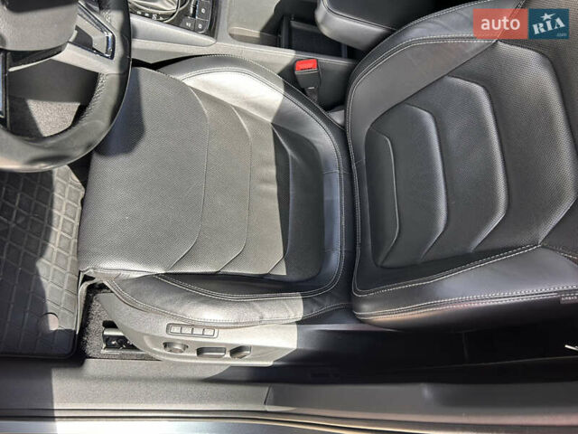 Серый Шкода Kodiaq, объемом двигателя 1.97 л и пробегом 248 тыс. км за 26999 $, фото 27 на Automoto.ua