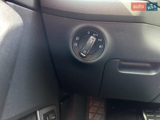 Серый Шкода Kodiaq, объемом двигателя 1.97 л и пробегом 248 тыс. км за 26999 $, фото 50 на Automoto.ua