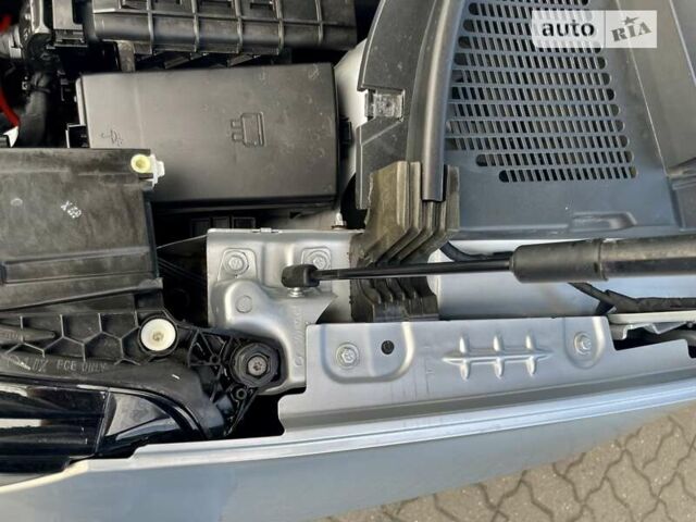 Сірий Шкода Kodiaq, об'ємом двигуна 1.97 л та пробігом 89 тис. км за 32900 $, фото 81 на Automoto.ua