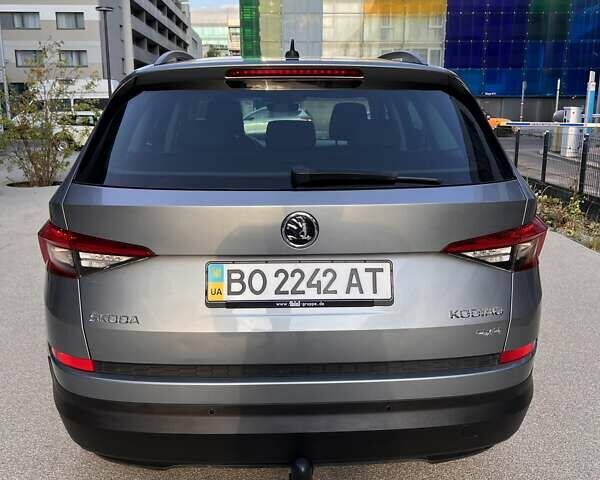 Сірий Шкода Kodiaq, об'ємом двигуна 1.97 л та пробігом 242 тис. км за 24100 $, фото 6 на Automoto.ua