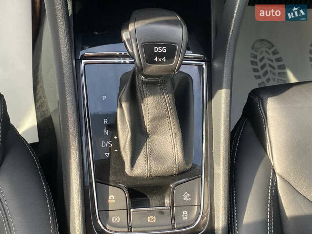 Сірий Шкода Kodiaq, об'ємом двигуна 1.97 л та пробігом 299 тис. км за 23400 $, фото 15 на Automoto.ua